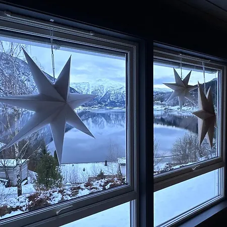 Idyllic With Spectacular View Villa Sogndal